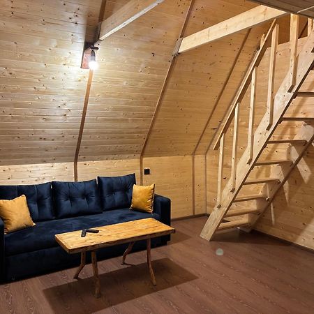 Byurakan Guesthouse & Cottage ภายนอก รูปภาพ