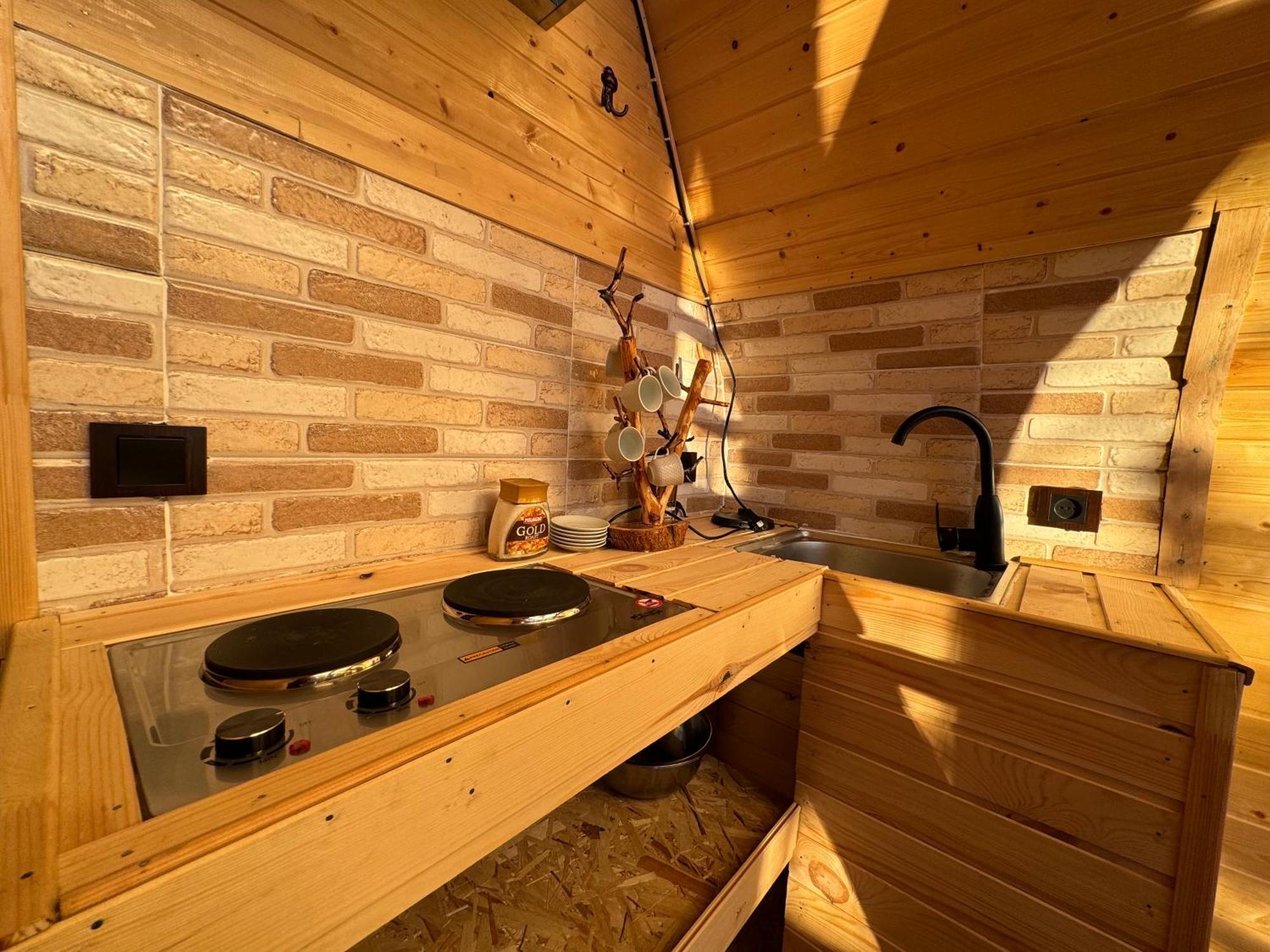 Byurakan Guesthouse & Cottage ภายนอก รูปภาพ