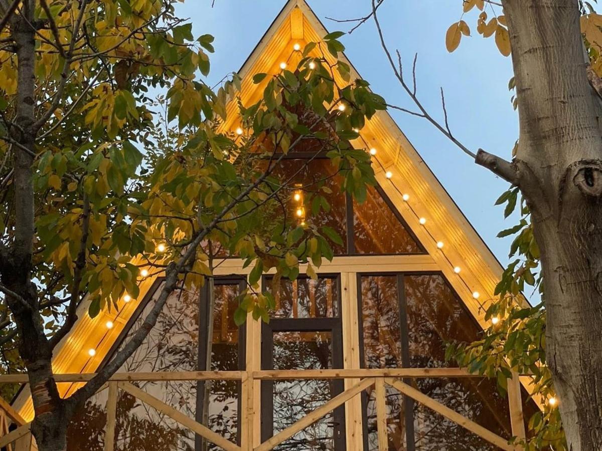 Byurakan Guesthouse & Cottage ภายนอก รูปภาพ